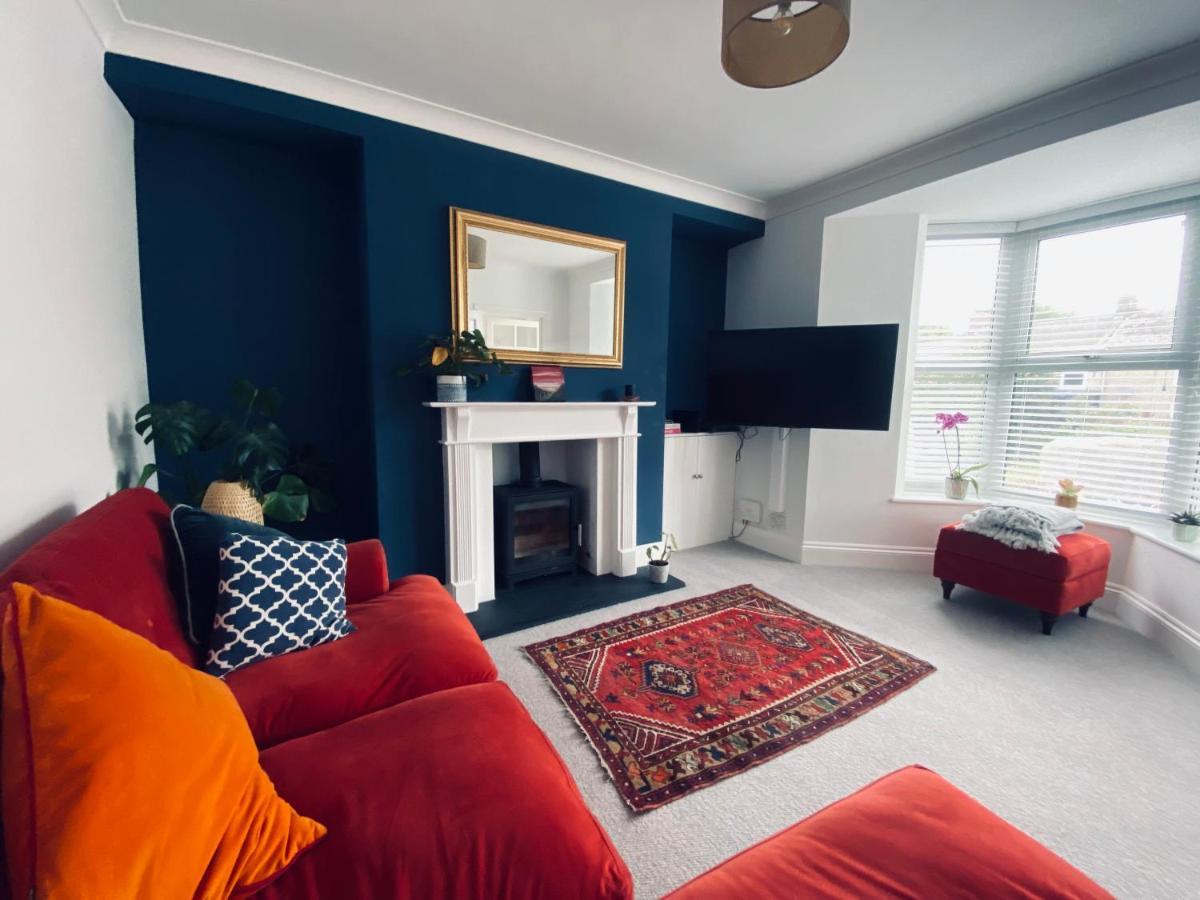 Апартаменты Beautiful 2 Bed End Terrace Victorian Town House Редрут Экстерьер фото